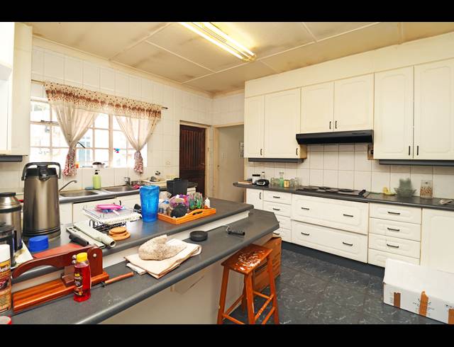 3 BEDROOM HOUSE FOR SALE IN LYNDHURST